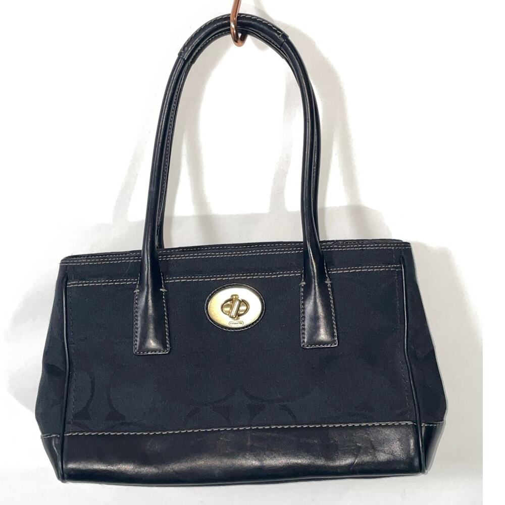 Vintage Coach Hamptons Signature Madeline Purse - Style #11557